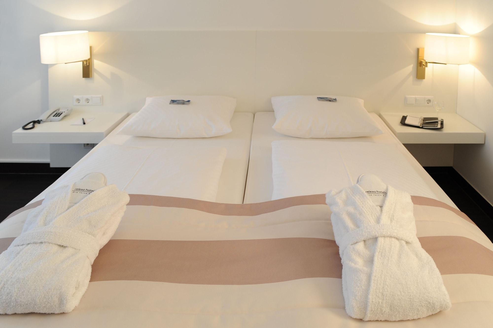Relexa Waldhotel Schatten Stuttgart Bagian luar foto