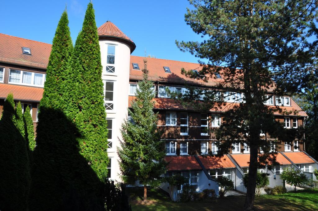 Relexa Waldhotel Schatten Stuttgart Bagian luar foto