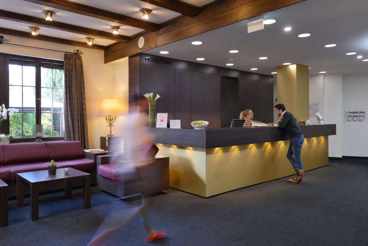 Relexa Waldhotel Schatten Stuttgart Bagian luar foto