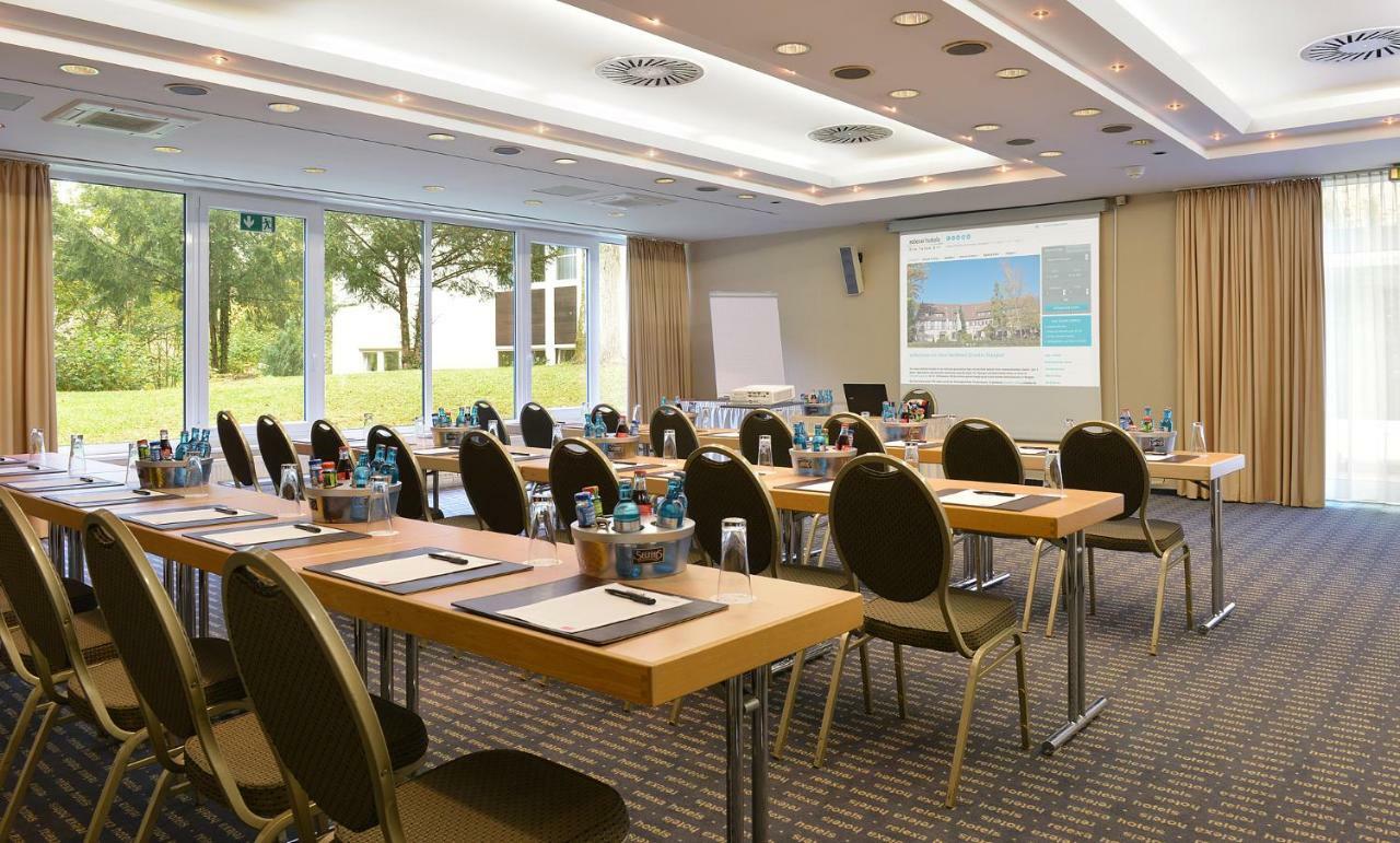 Relexa Waldhotel Schatten Stuttgart Bagian luar foto